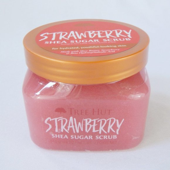 New Tree Hut Strawberry Shea Sugar Scrub Spa Body Exfoliator 18oz Self Care Rare - Picture 1 of 9
